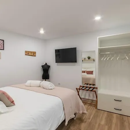 아파트 Old Town At Your Feet! Terrace And Private Parking *