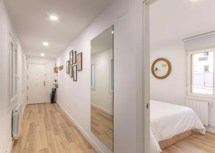 Old Town At Your Feet! Terrace And Private Parking * ビルバオ